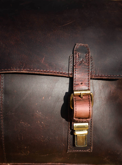 mens brown leather laptop briefcase