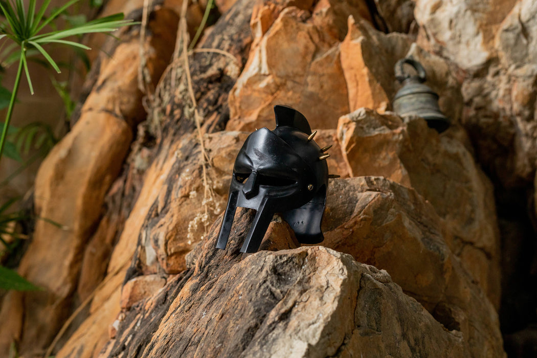 Maximus Gladiator Spike Helmet - Table Tops