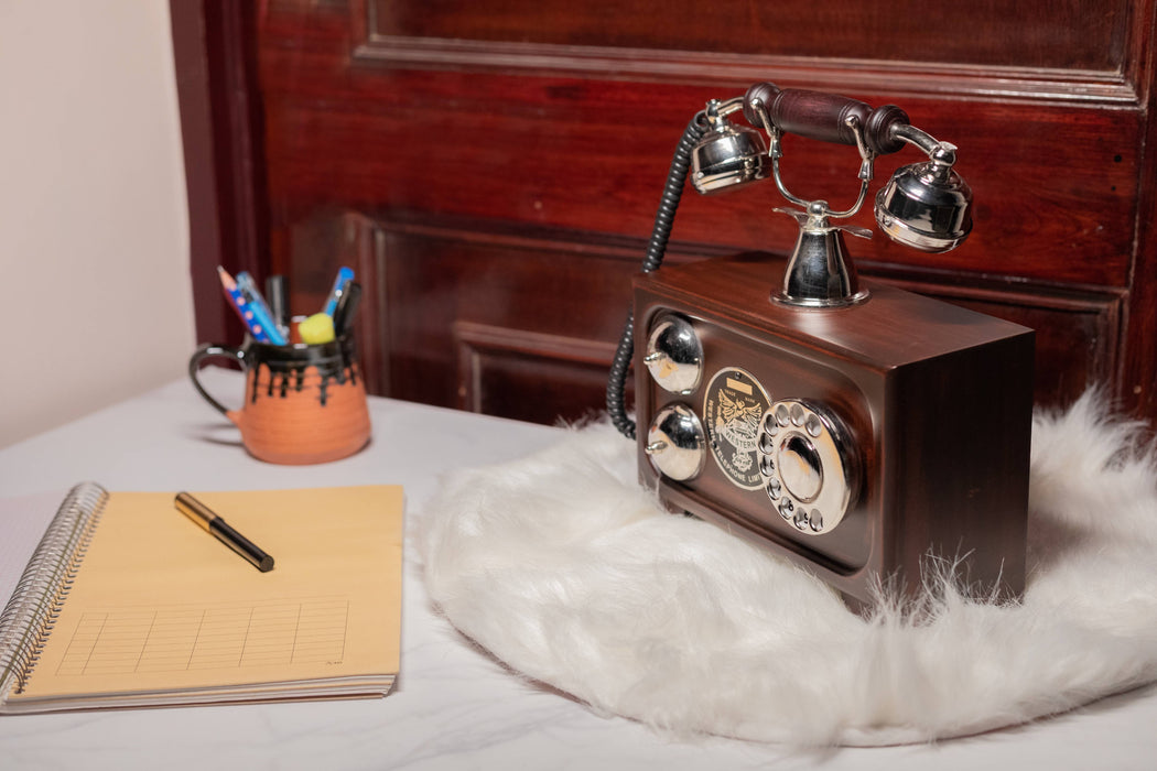 old fashioned landline phone