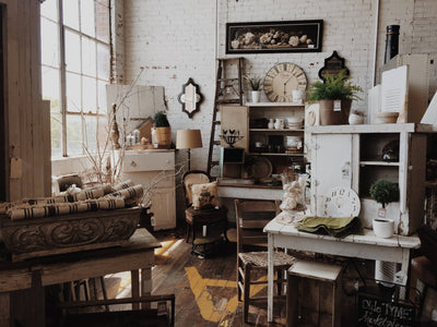 Everything You Need To Know About Vintage Home Decor