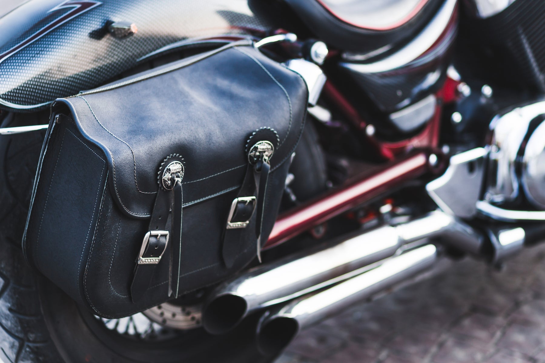 9 Things To Look Out For Before Buying A Motorcycle Bag! - The Handmade Store