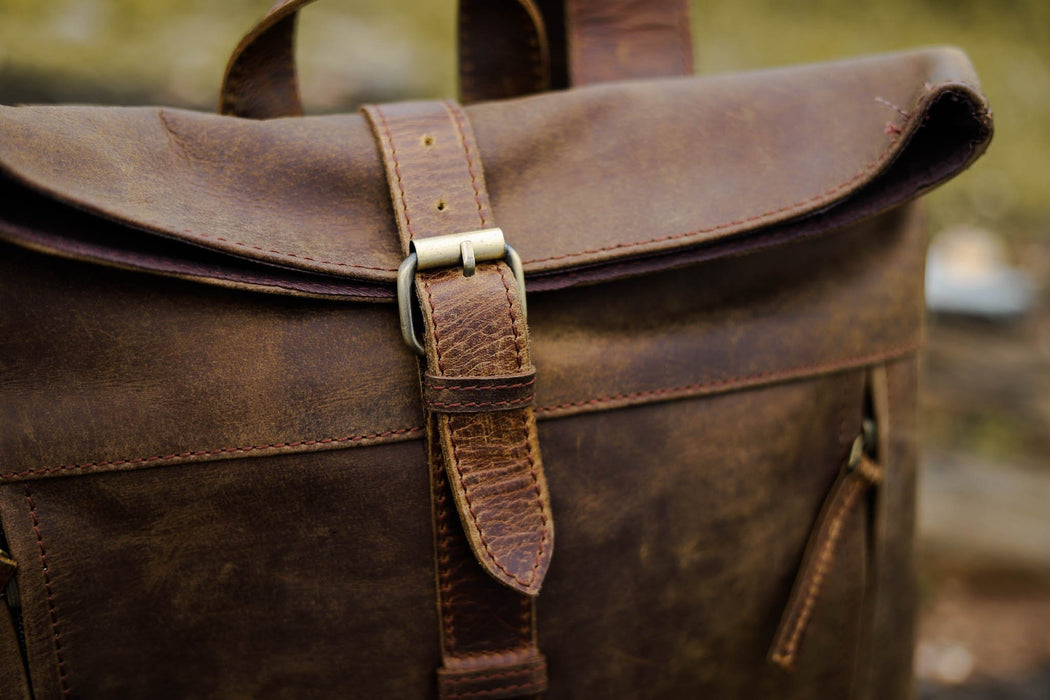 men's vintage leather backpack 
